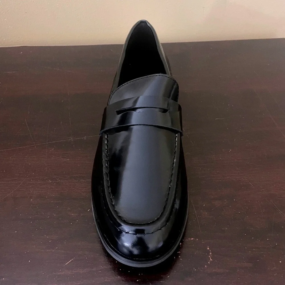 Banana Republic Womens Black Leather Penny Loafers Size 9 531524-00-1‎ FA24